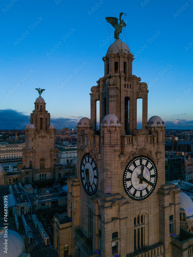 The Clock Tower and Mythical Birds of The Royal Liver Building at Dusk ...