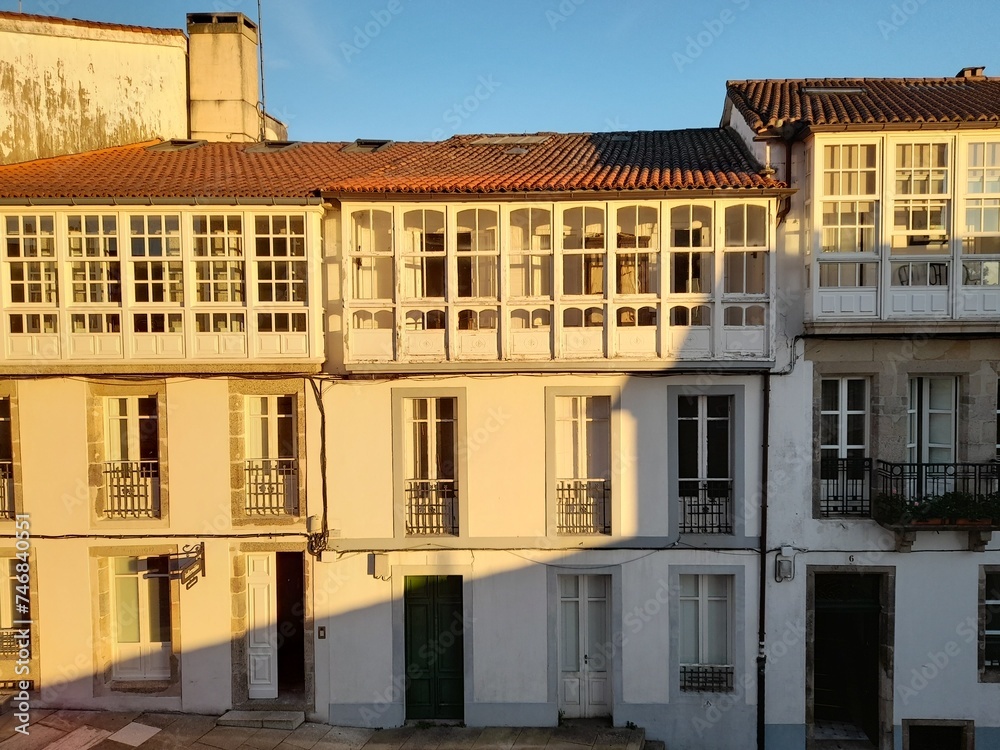 Fachadas de los edificios de la zona monumental de Santiago de Compostela, Galicia
