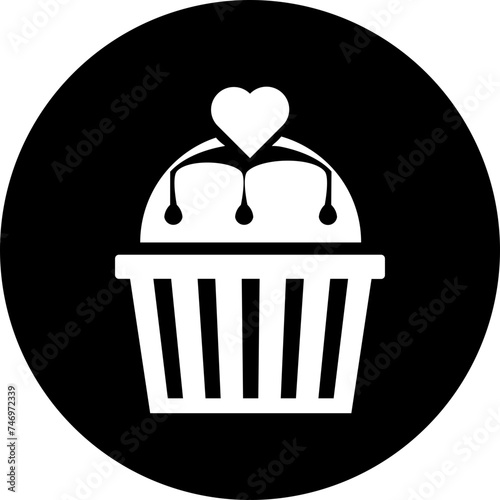 B&W cupcake icon in flat style.
