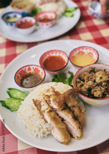 Khao Man Kai ข้าวมันไก่ カオマンガイ