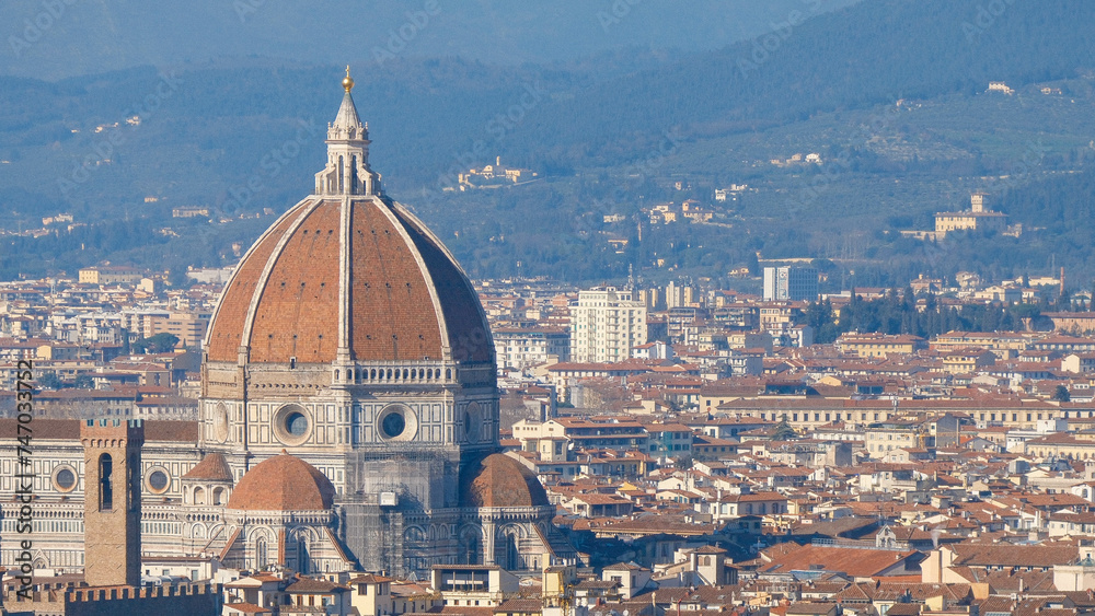 Fototapeta premium Sunlit Splendor: Piazzale Michelangelo's View of Piazza del Duomo