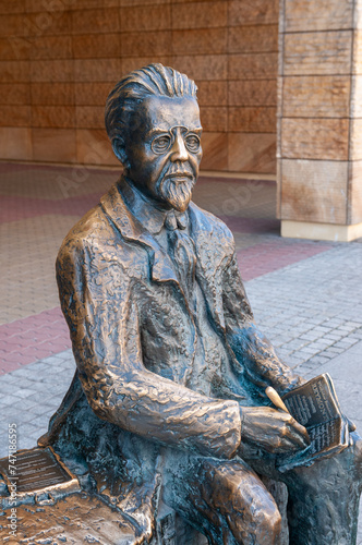 Monument to Wladysław Reymont in Lodz, Lodz Voivodeship, Poland	
