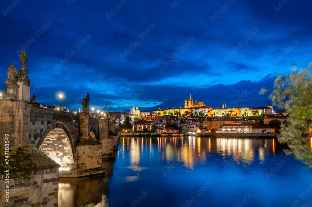 Obraz premium View of Prague castle and old town in Prague, Czech Republic 