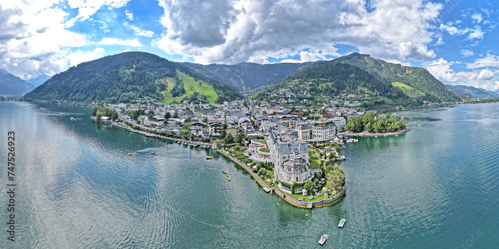 Fototapeta premium Zell am See in Österreich