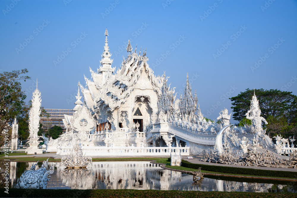 CHIANG RAI, THAILAND - FEBRUARY 2019: wat Rong Khun The famous White Temple in Chiang Rai, Thailand