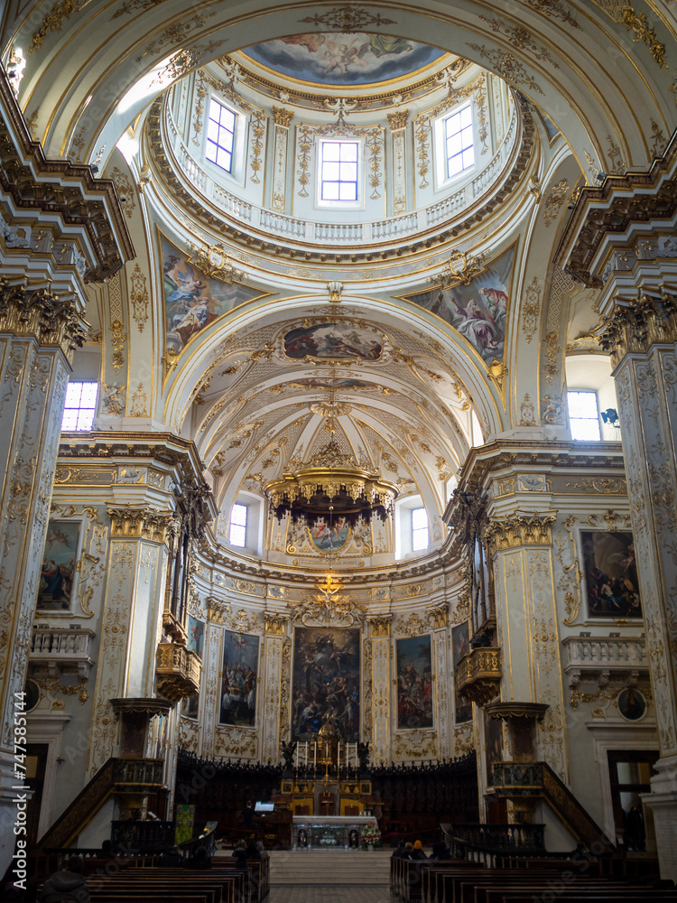 Bergamo Cathedral interior