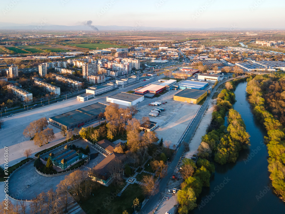Obraz premium Aerial Sunset view of City of Plovdiv, Bulgaria