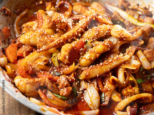 Stir fried spicy vegetable octopus