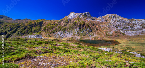 Cerveiriz Lake, Circular Route of Lagos de Saliencia, Somiedo Natural Park, Principado de Asturias, Spain, Europe