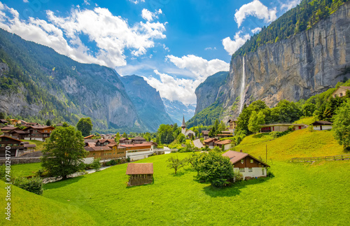 Obraz na płótnie Lauterbrunnen valley in Swiss Alps, Switzerland w salonie