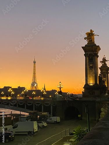 Coucher de soleil, pont Alexandre III à Paris