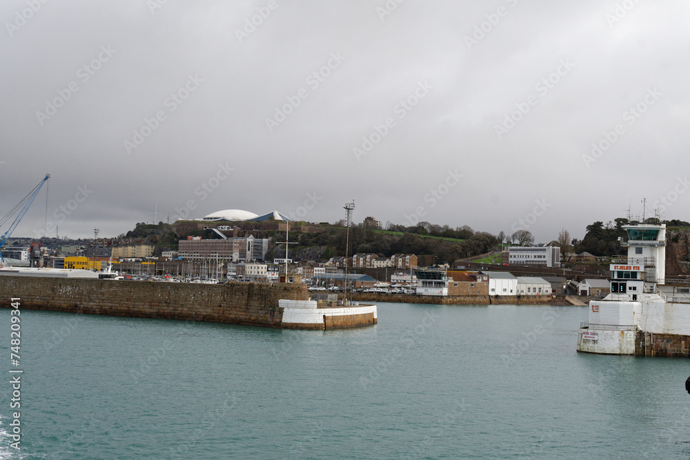 Fototapeta premium port de jersey - ile anglo-normande