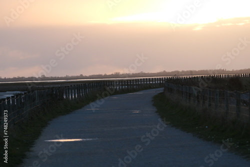 Wallpaper Mural Coucher de soleil en Baie de Somme Torontodigital.ca