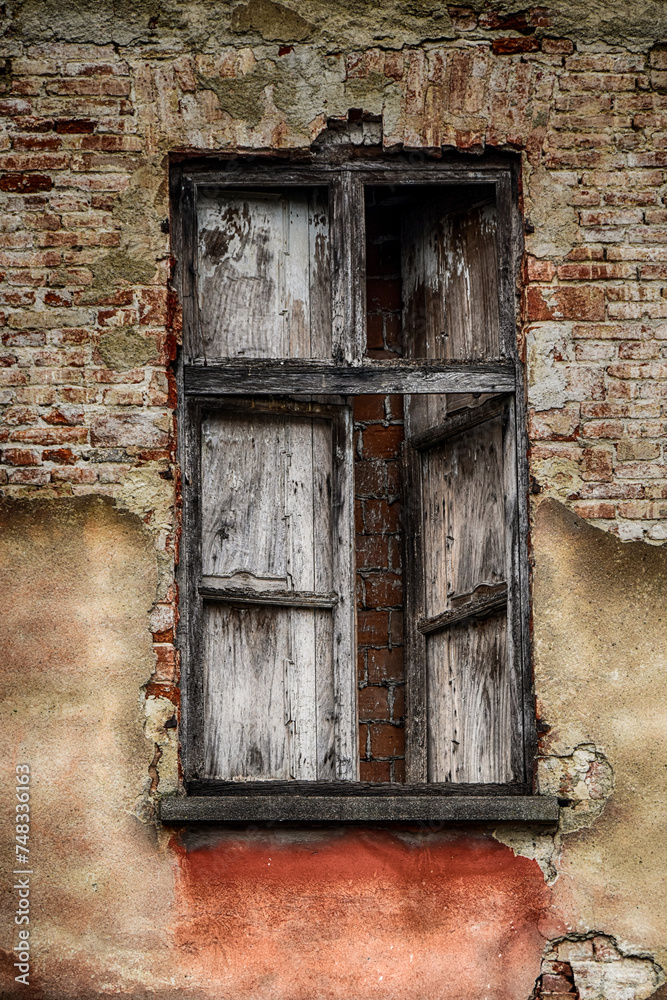 Walled window - Alessandria - Piedmont - Italy
