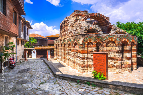 Obraz na płótnie Nesebar, Bulgaria - Old town Mesembria, Church of Archangels w salonie