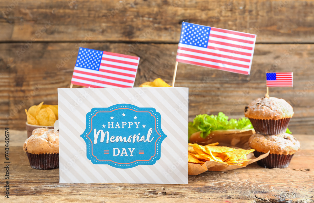 Obraz premium Card with text HAPPY MEMORIAL DAY and different dishes on wooden background