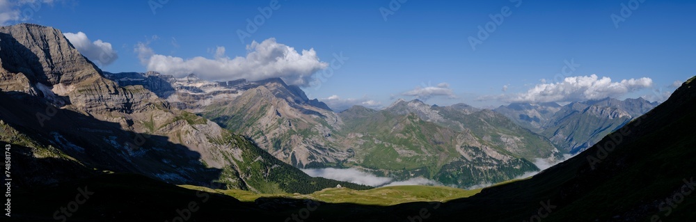 Fototapeta premium Espuguettes refuge, Pyrenees National Park, Hautes-Pyrenees, France