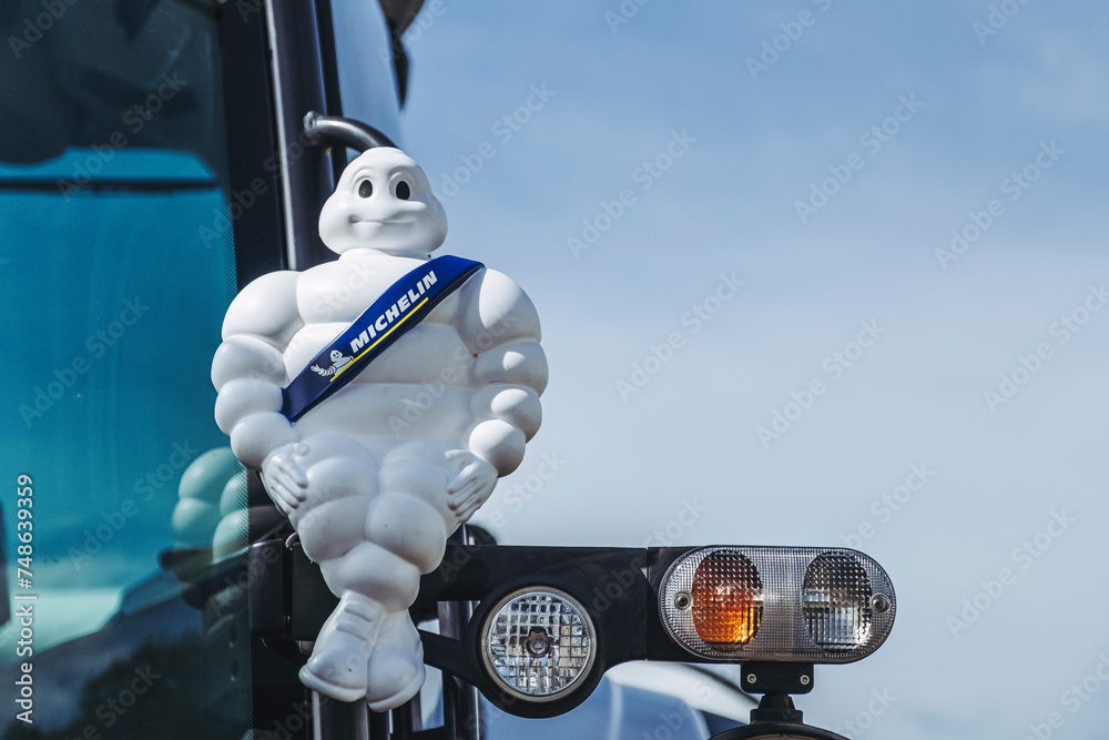Valence, France - Septembre 22 2023 - Personnage bonhomme Michelin ...