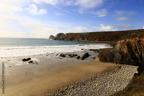 Tableau sur toile The Veryac'h beach located in the Crozon peninsula in Brittany, to the south-wes
