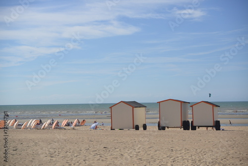beach huts on the beach © danieldefotograaf