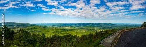 Signal Knob overlook on Skyline Drive in the Shenandoah National Park, Virginia © Moments by Patrick