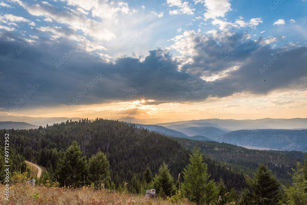 Fototapeta premium Sun Is Almost Peaking Out From The Clouds