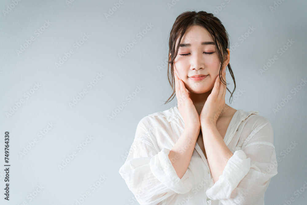 美容・スキンケア・基礎化粧品のイメージのナチュラルな美肌・美白の女性
