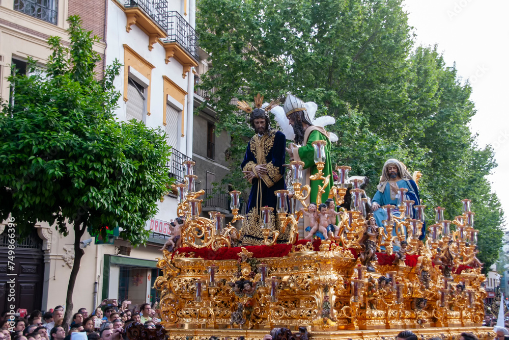 Fototapeta premium Nuestro Padre Jesús en Su Soberano Poder ante Caifás de la hermandad de san Gonzalo de Sevilla 