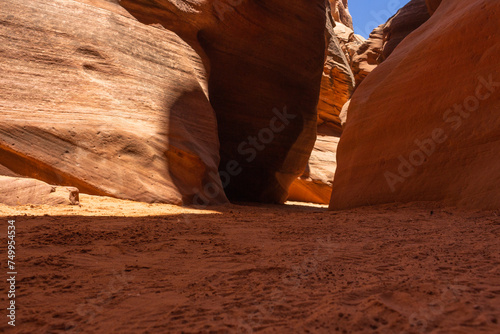 Obraz na płótnie Antelope Canyon X is a slot canyon in Page, Arizona, USA, located in the exact same Antelope Canyon as the famous Upper and Lower Antelope Canyons. w salonie