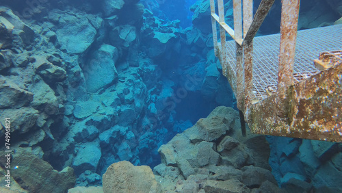 Obraz na płótnie Silfra is a fissure between the North American and Eurasian tectonic plates with over 100m visibility underwater in Thingvellir National Park, Iceland. w salonie