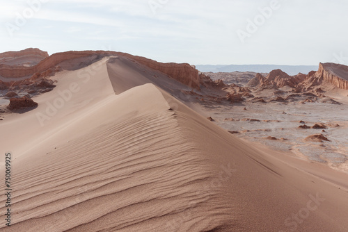 Fototapeta Naklejka Na Ścianę i Meble -  Valle de la luna Great sand dune in Moon Valley with impressive textures and ripples of sand in the Atacama desert chile