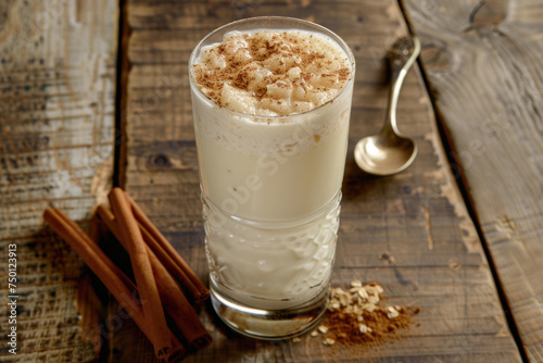 A homemade horchata, a refreshing oat-based beverage infused with cinnamon © Veniamin Kraskov