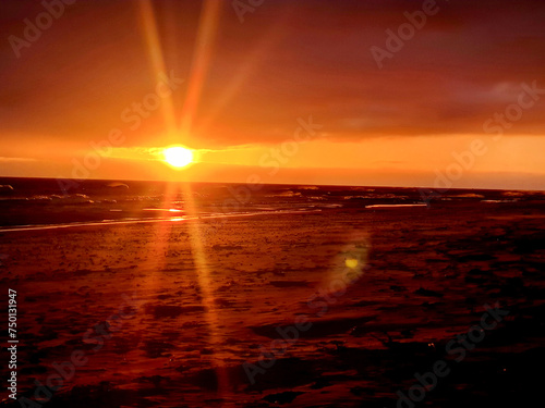 wschód słońca plaża bałtyk