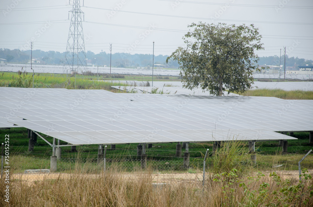 Obraz premium Electric Solar Power Plant