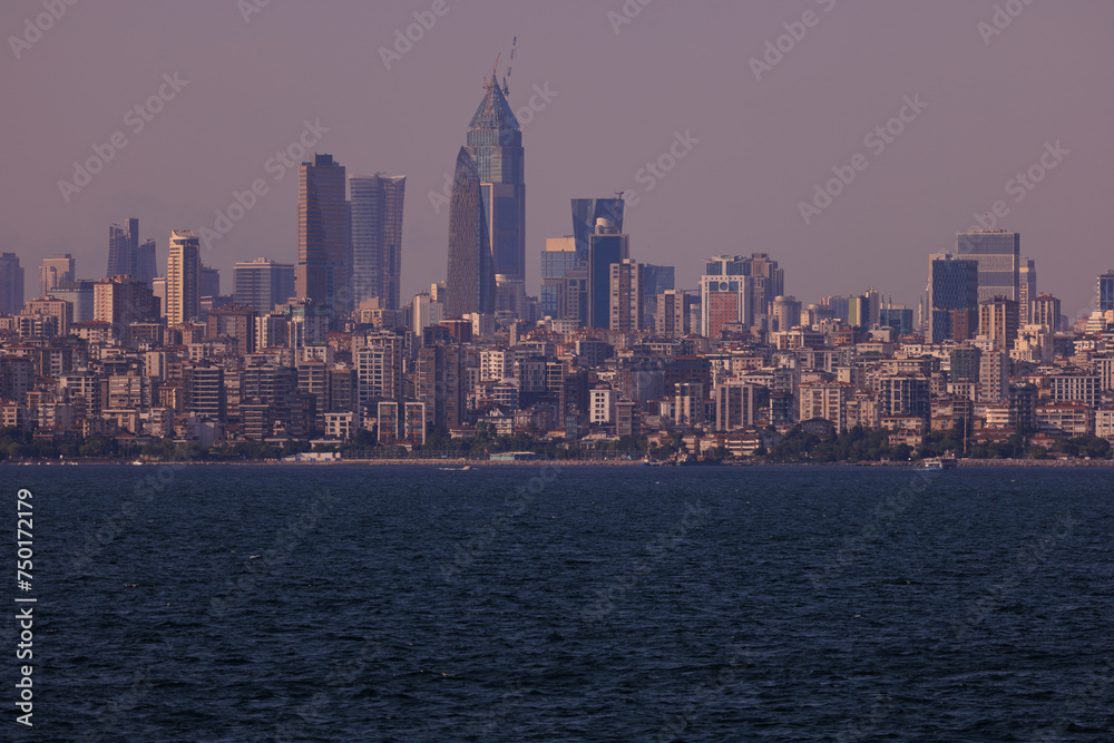 Fototapeta premium Cityscape View from the water to buildings in the city of Istanbul 