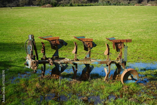 old tractor in the field © Przemas252