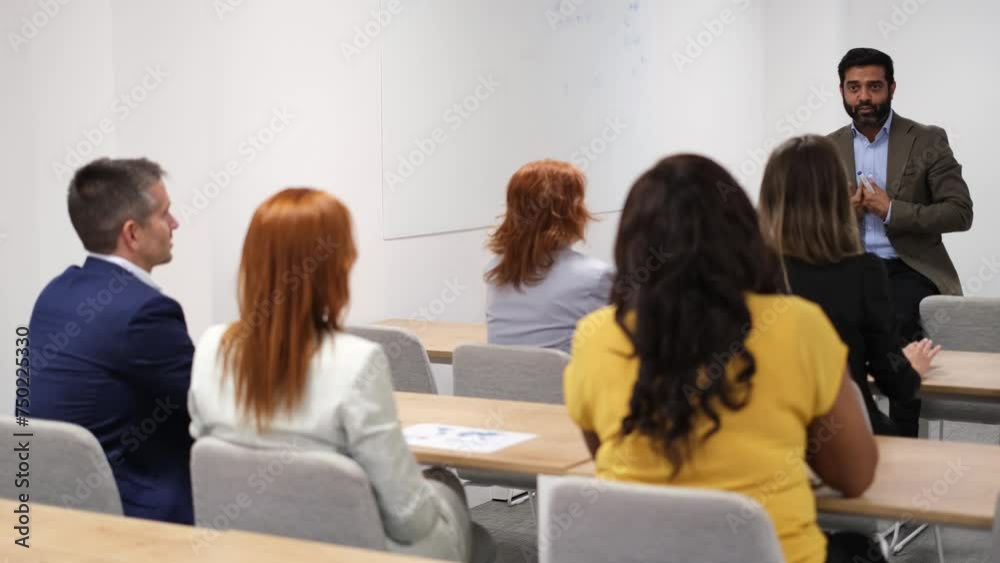 Adult classroom to carry out training that improves the skills of its workers. Concept: business
Adult classroom to carry out training that improves the skills of its workers. Concept: business