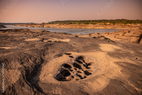 THAILAND UBON RATCHATHANI KHONG CHIAM MEKONG RIVER photo