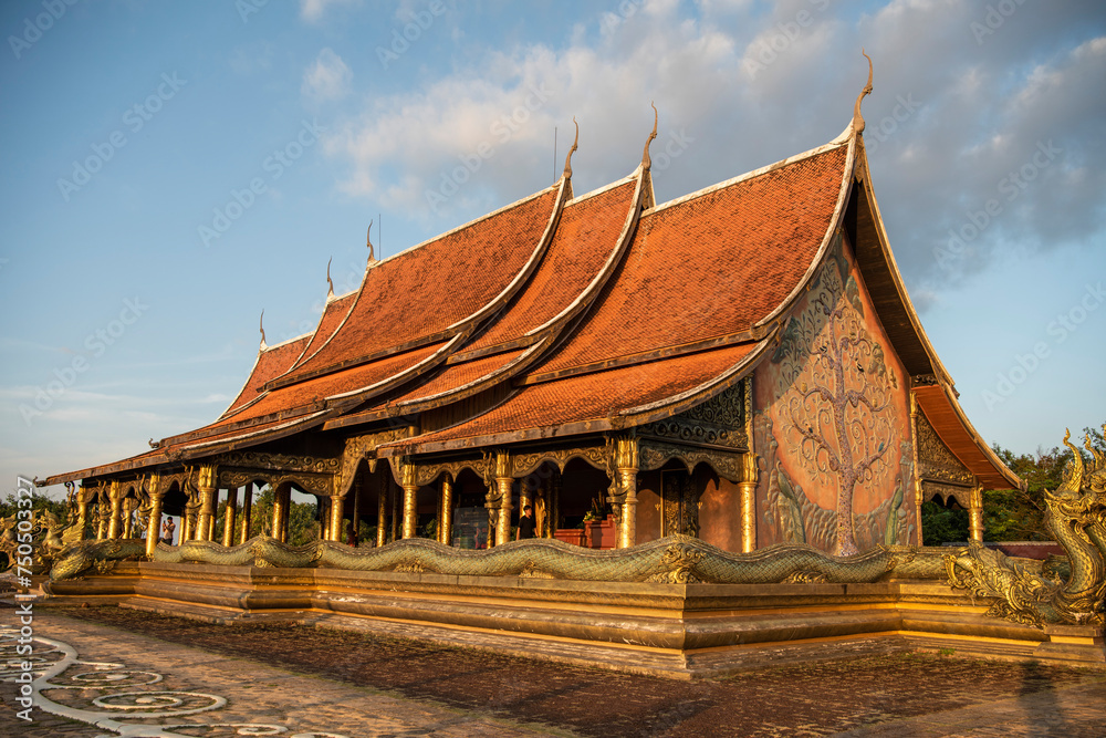 Naklejka premium THAILAND UBON RATCHATHANI KHONG CHIAM SIRINDHORN WAT