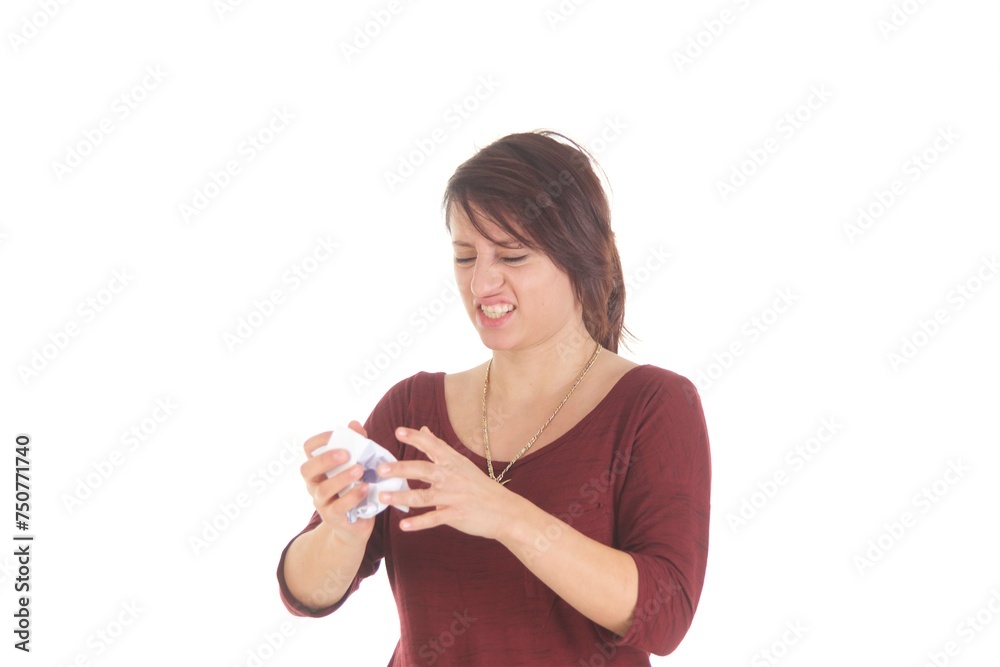 Frau mit Brief, verärgert, lachend, freudig, traurig Frau mit Brief, verärgert, lachend, freudig, traurig