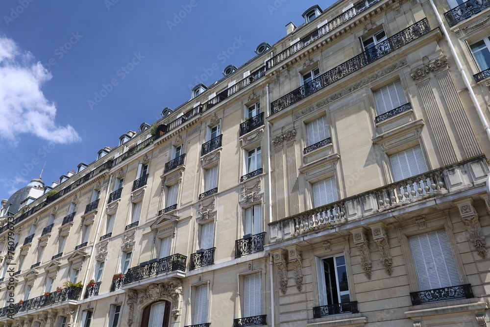 Obraz premium parisian real estate , haussmanian building facade