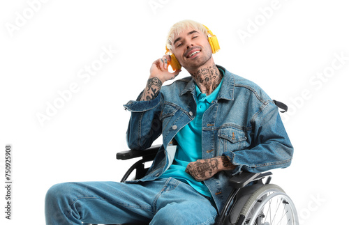 Young tattooed man in wheel...