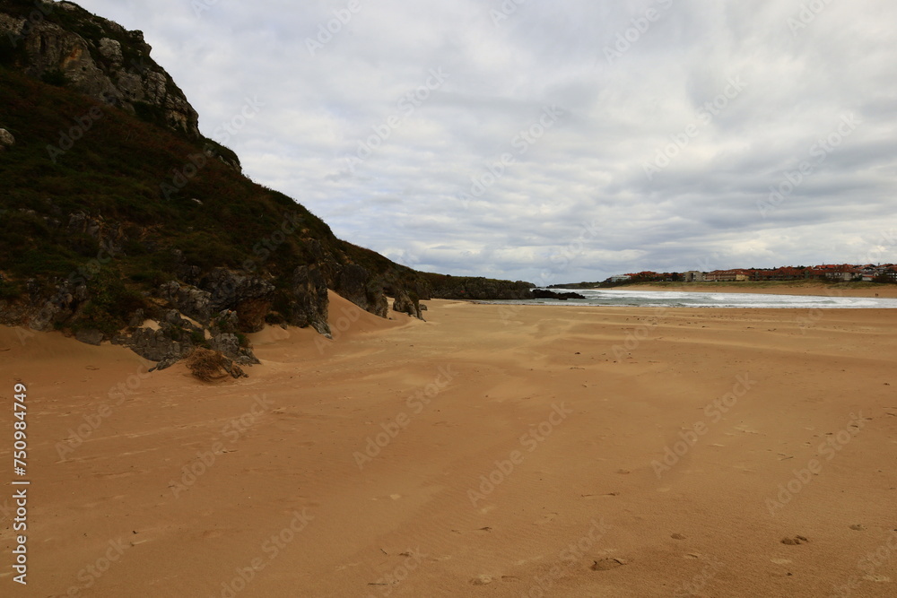 View on the Ris Beach locates in the eastern coast of the autonomous community of Cantabria, on the north coast of Spain View on the Ris Beach locates in the eastern coast of the autonomous community of Cantabria, on the north coast of Spain