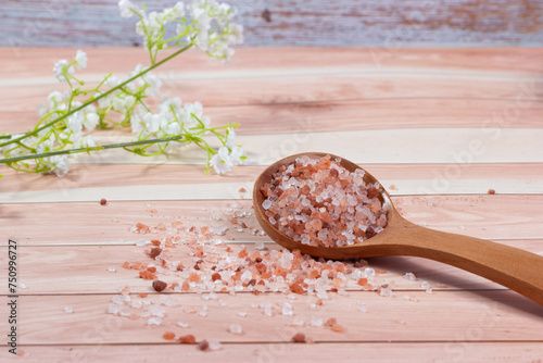 Pink Himalayan salt extracted from the Punjab region of Pakistan.