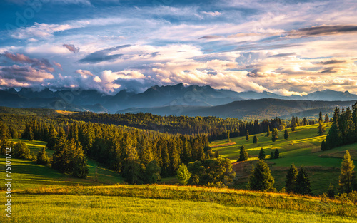 Fototapeta Naklejka Na Ścianę i Meble -  Tatra Mountains, Poland. Panorama of a mountain landscape. Late summer mountain view