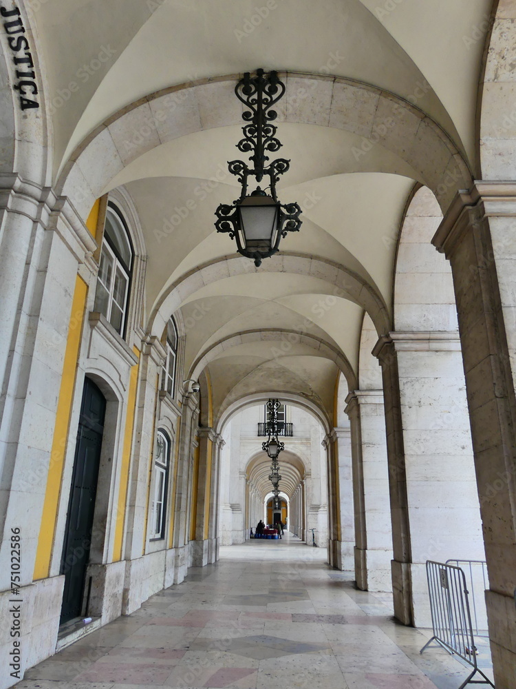 Fototapeta premium Arcades à Lisbonne