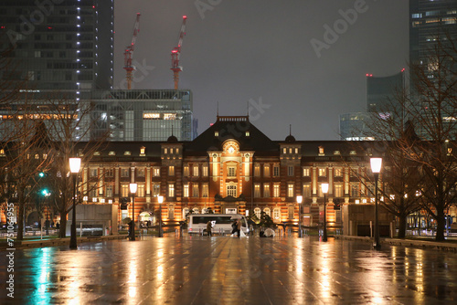 雨の日の東京駅