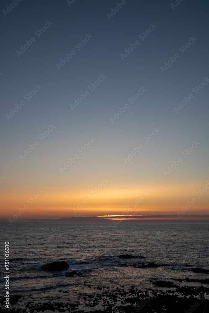 夕陽に輝く海
夕陽に輝く海