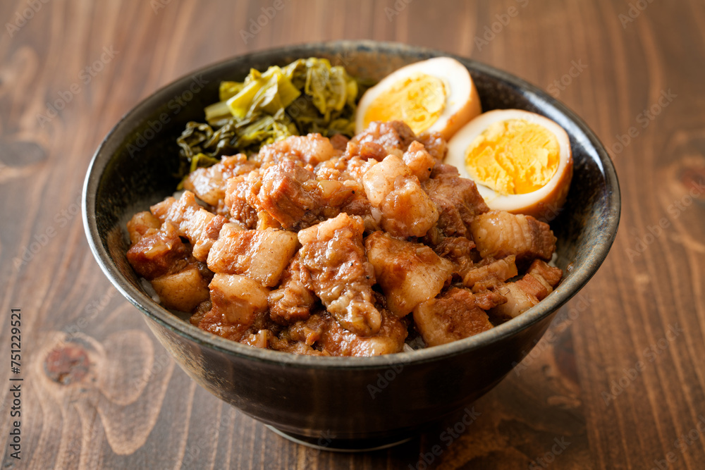 ルーロー飯 ルーロー飯