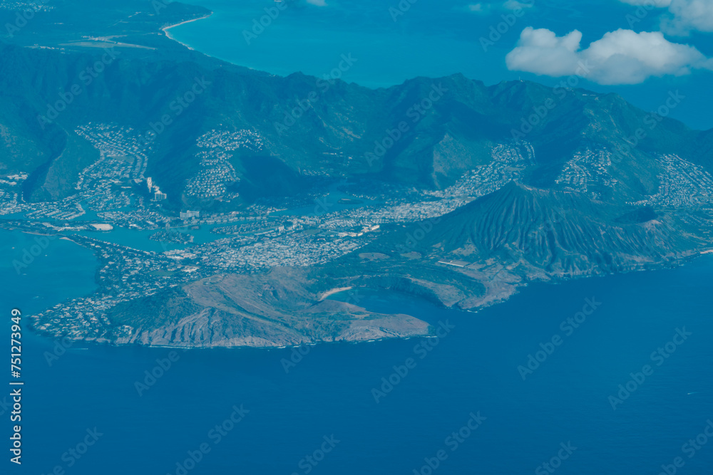 Hawaii Kai、 Hanauma Bay、Koko Head. Makapuu. Aerial photography of Honolulu to Kahului from the plane.	